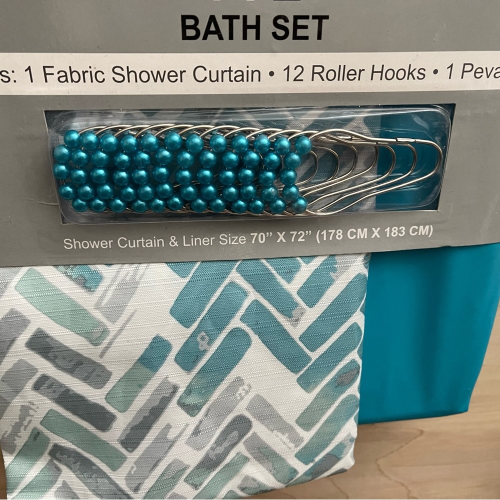 14 PCS Bath Set Brand New Not Open